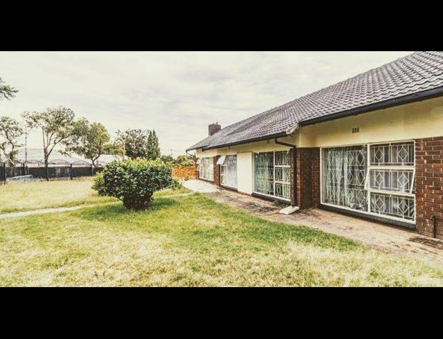 3 BEDROOM HOUSE FOR SALE IN LINMEYER